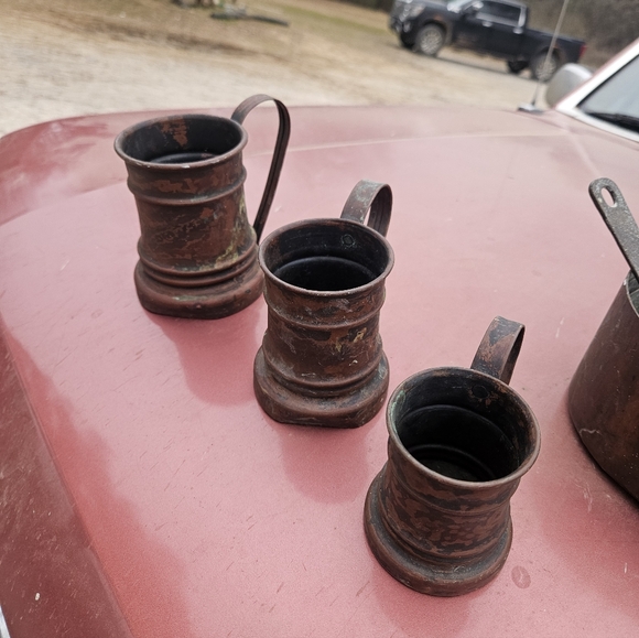 Vintage Copper Measuring Cups Set - Picture 16 of 16